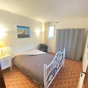 https://charmant-appartement-au-cur-du-village.fr-provencehotel.com