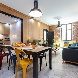 https://feel-home-bunico.fr-provencehotel.com