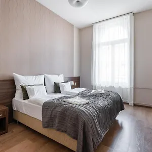 Elit Boutique Rooms- Location by bqa Maďarsko