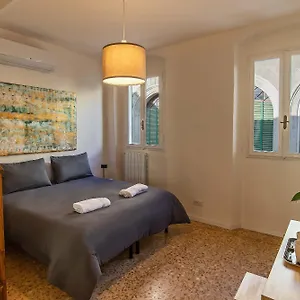 https://casa-san-lorenzo-mercato-centrale.it-tuscanyhotel.com