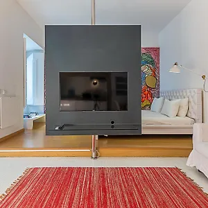 https://portas-do-castelo-apartment.hotels-lisbon-portugal.com