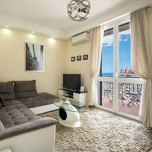 America By Madeira Apartment